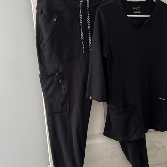 🩺Jaanuu Scrub Set🩺 - Picture 4 of 6